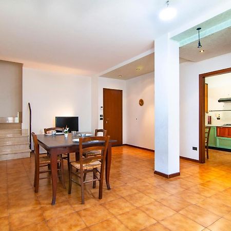 Verona - Familyoasi Free Parking And Garden מראה חיצוני תמונה